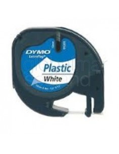 cinta-dymo-tag-12x4-plastico-negra-sobre-fondo-blanco