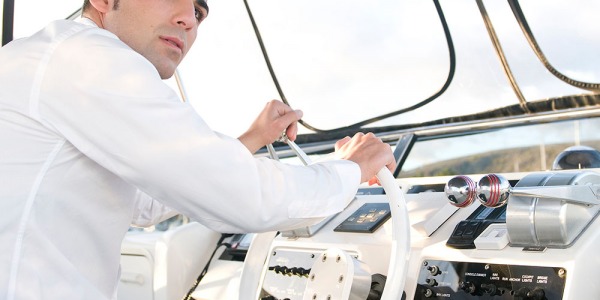 What qualifications do you need to drive a boat?